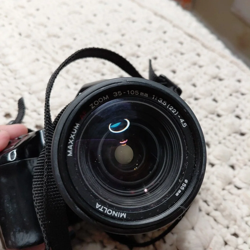MINOLTA Maxxum 3000i 35mm Film Camera‎ & Charger Promaster Untested No Battery